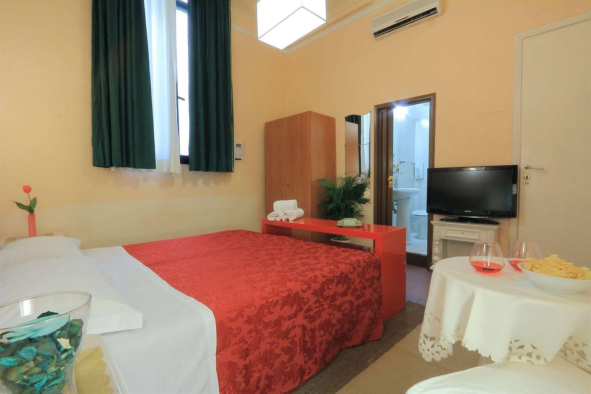 Hotel Toscana ฟลอเรนซ์ ภายนอก รูปภาพ